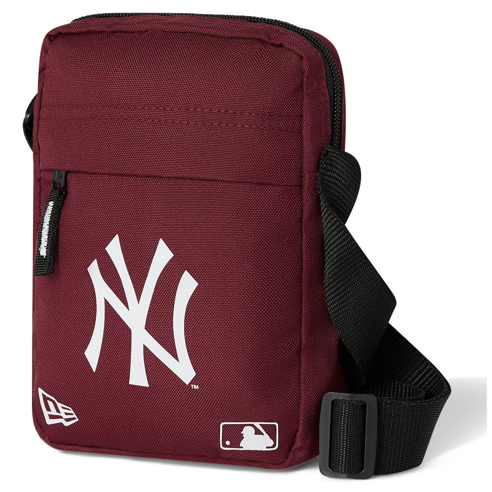 NEW ERA MLB NY Yankees Side Bag Burgundy Skulls and