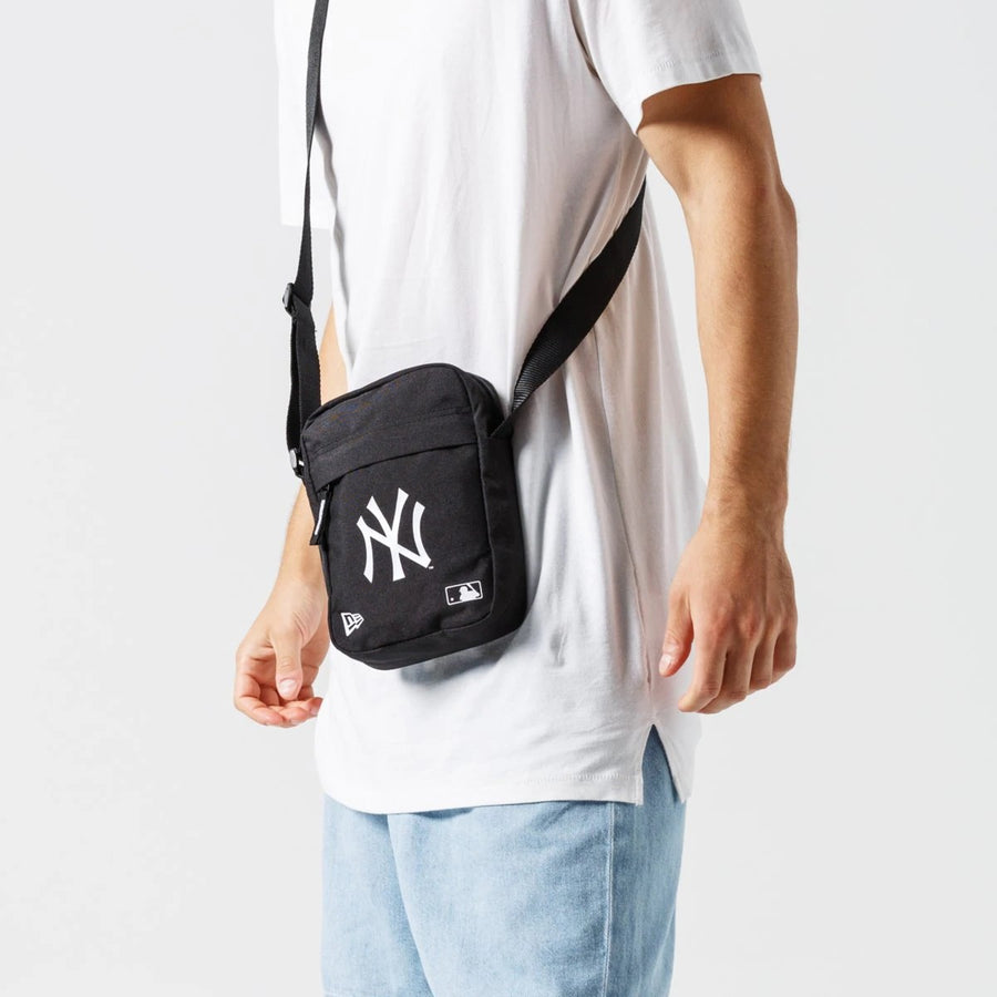 Buy New Era MLB Side Bag NEYYAN - Black